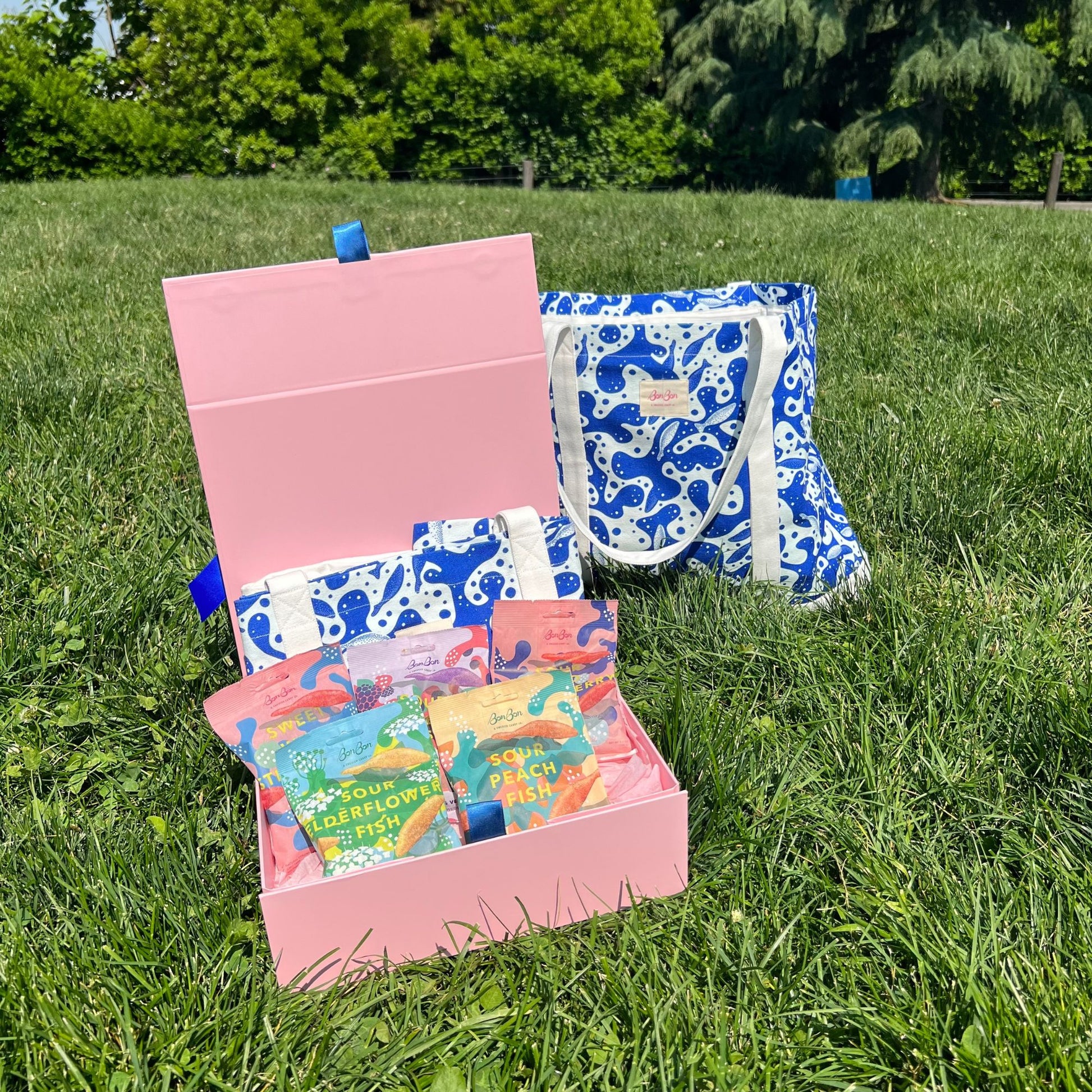 The_BonBeach_Bag_Gift_Set1.jpg